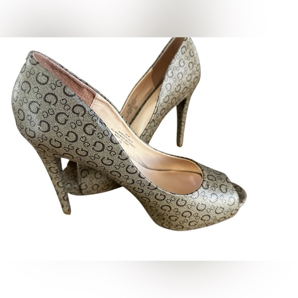 NWOB-Guess‎ WGRosalie Stiletto Heels - Size 9 right left 9.5 - Picture 2 of 9
